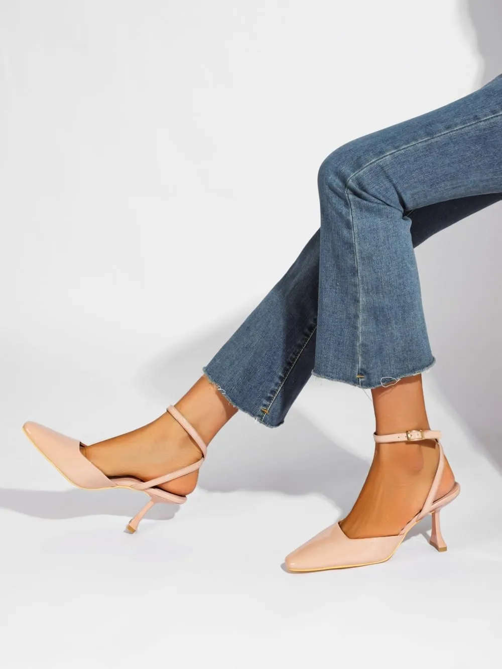 Closed Toe Heels for Women Sexy Square Toe Ankle Strap Mid Stiletto Pumps Comfortable Dress Bridal Wedding Kitten Shoes