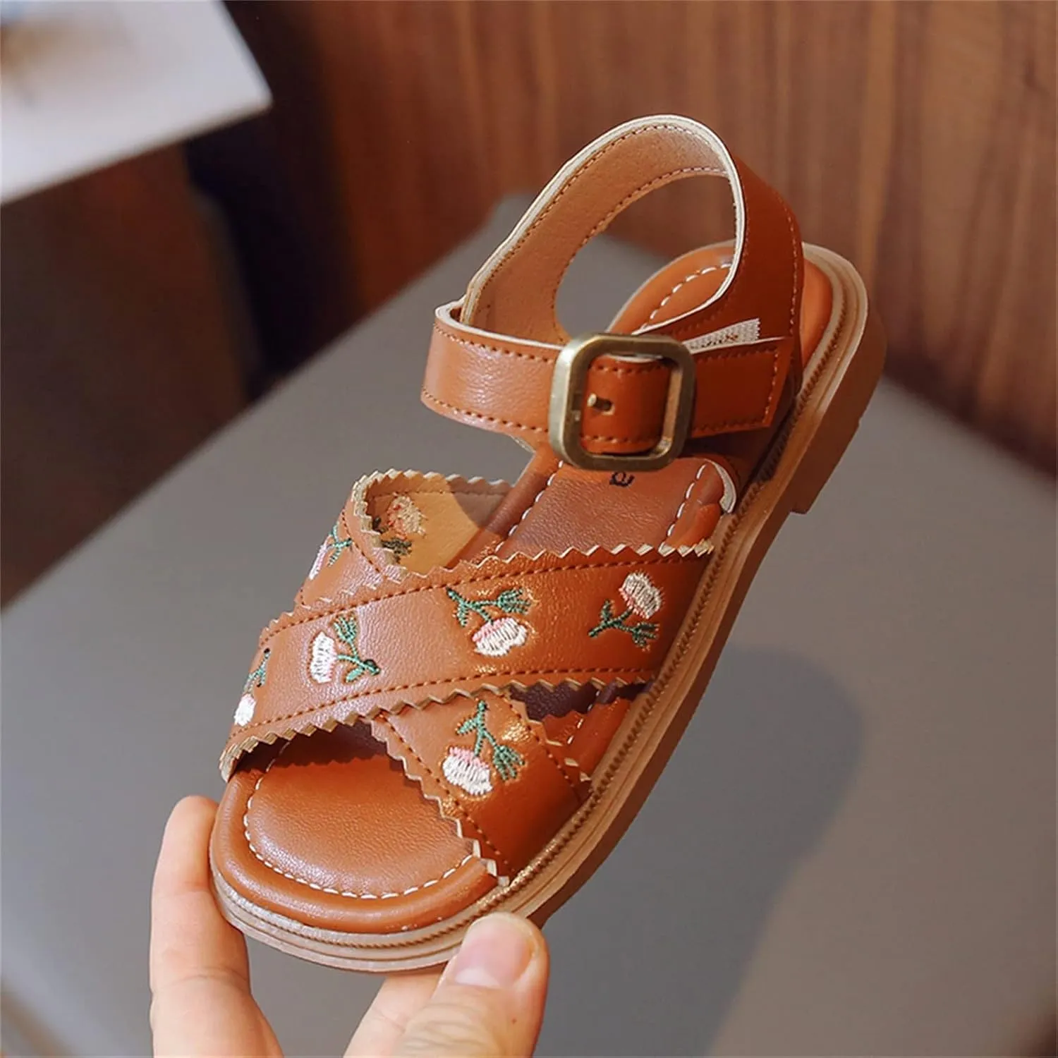 Kids Platform Sandals Open Toe Embroidered Buckle Casual Shoes Ankle Strap Close Back Summer Flat Sandal For Boy