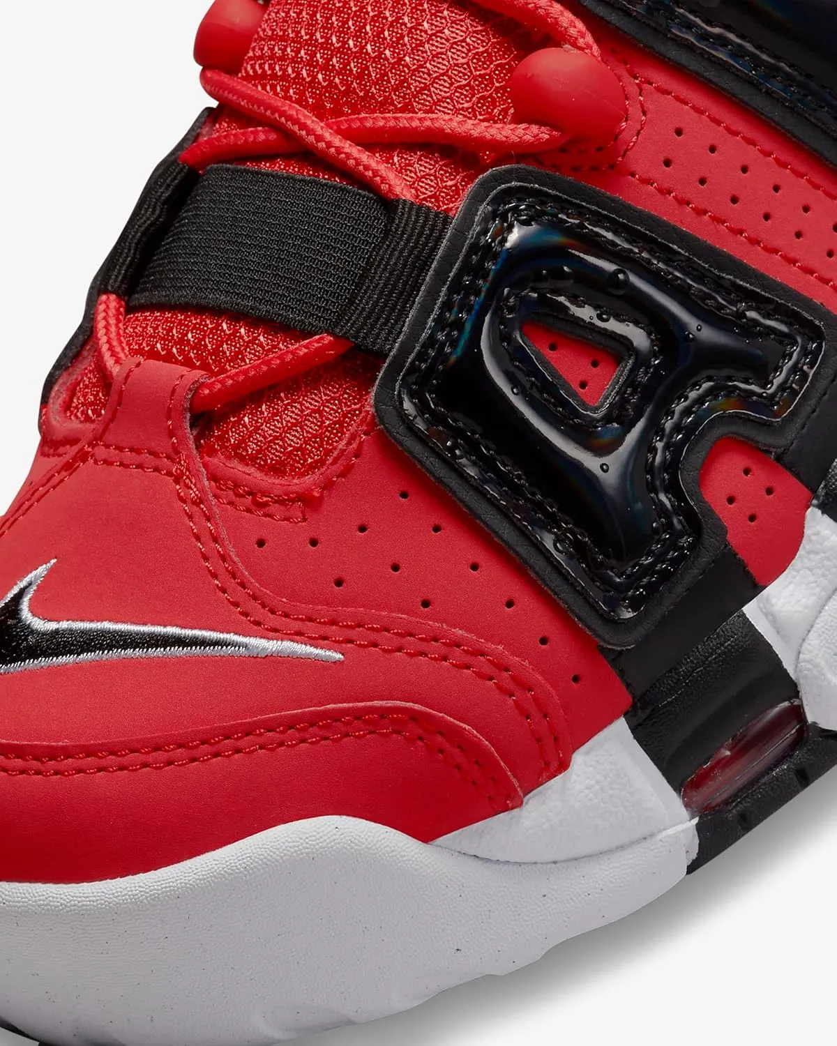Nike Men's Basketball Shoe