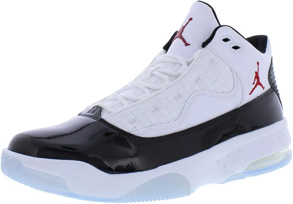 NIKE Men's Basketball Shoe