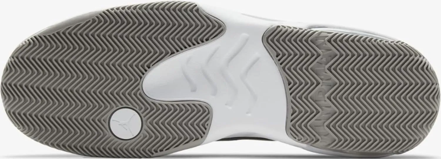 NIKE Men's Basketball Shoe