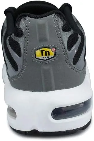 Nike Men's Basketball Shoe