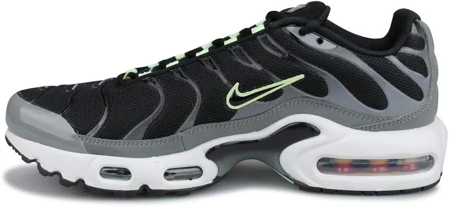 Nike Men's Basketball Shoe