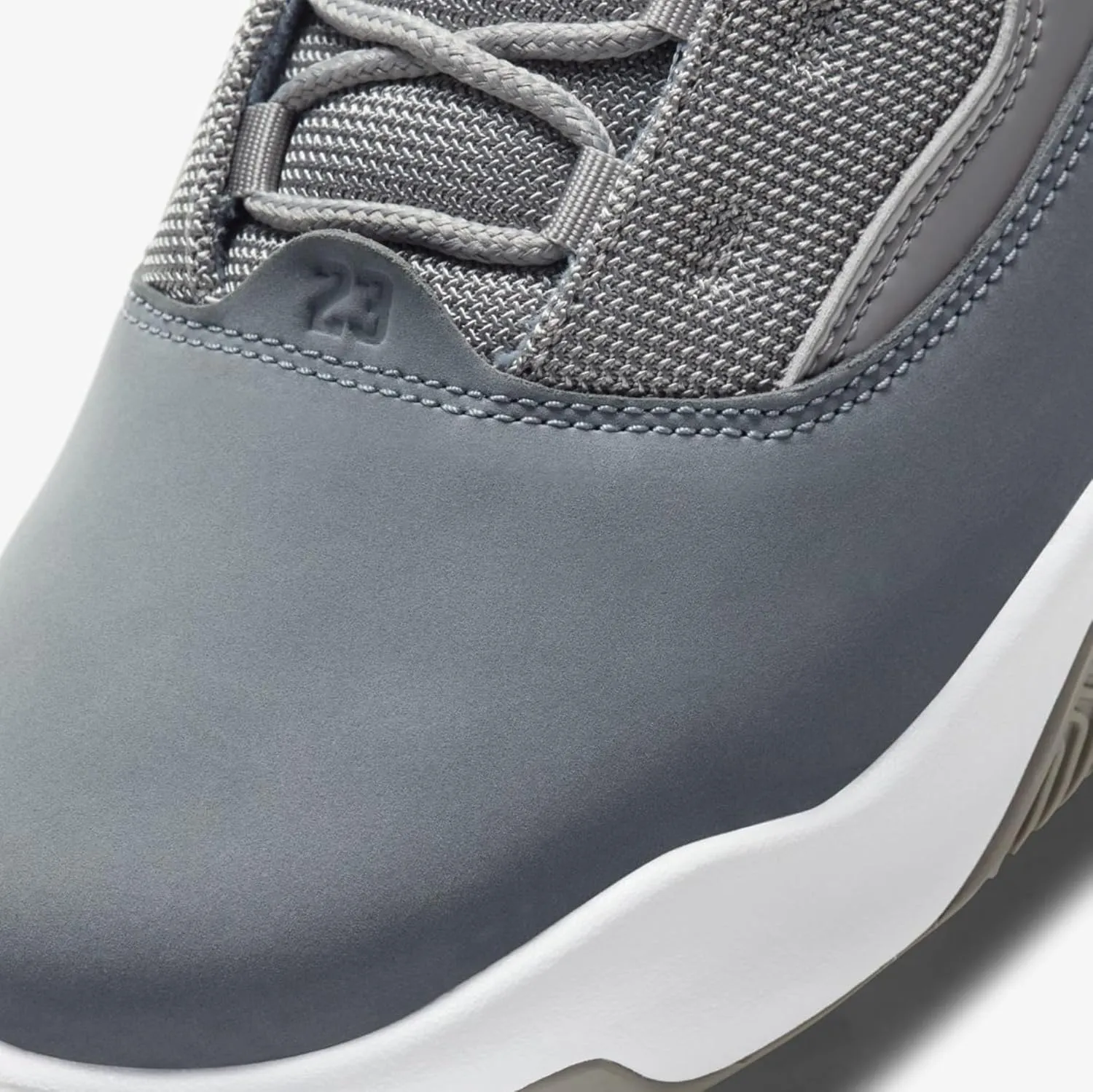 NIKE Men's Basketball Shoe