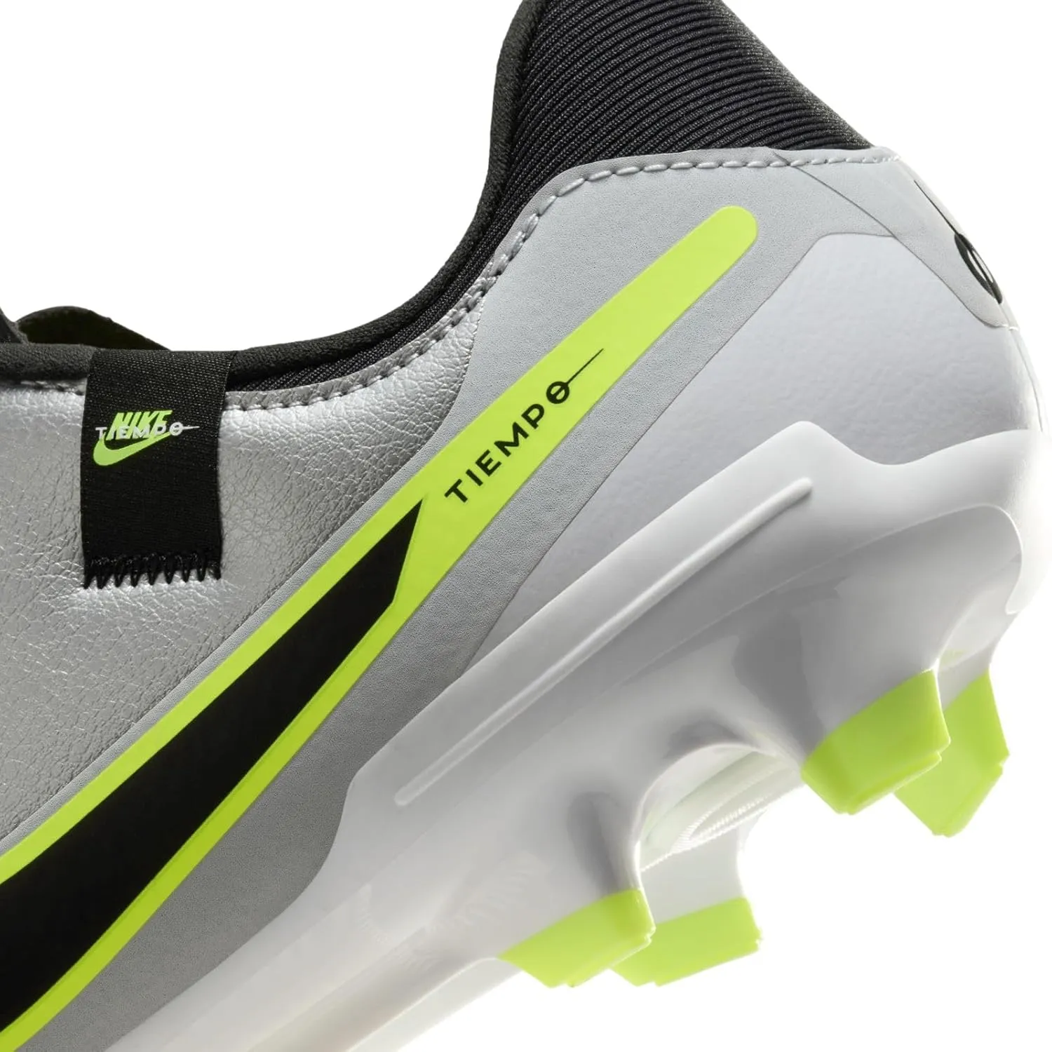 Nike Men's Soccer Shoe