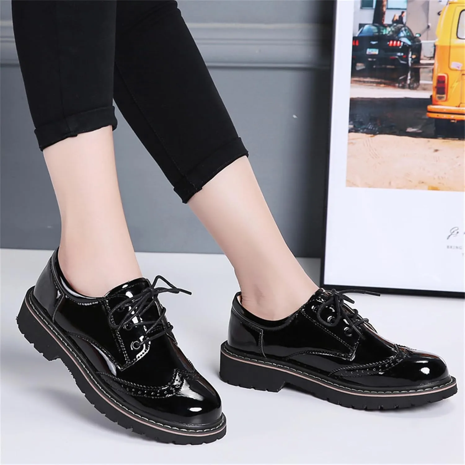 Oxford Shoes for Women,Perforated Lace-up Round Toe Leather Low Heel Brogues Shoe for Girls Ladies Women