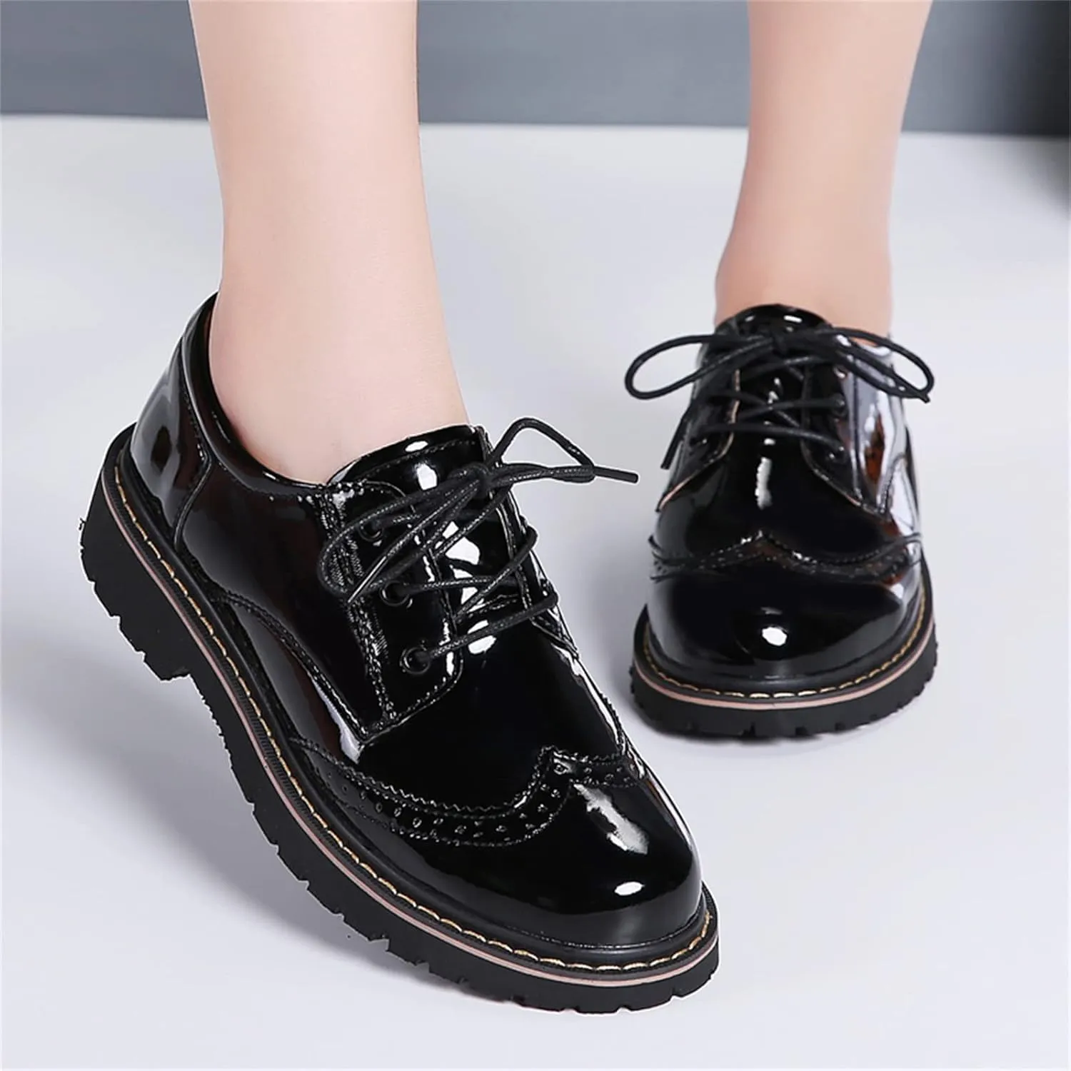 Oxford Shoes for Women,Perforated Lace-up Round Toe Leather Low Heel Brogues Shoe for Girls Ladies Women
