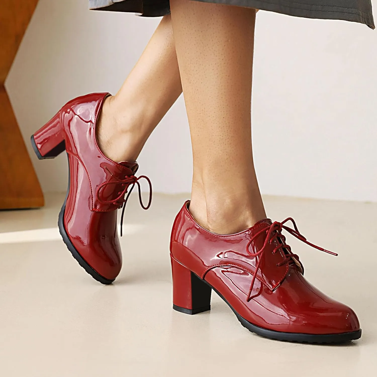 SHEMEE Patent Leather Oxfords for Women Chunky Block Heels Brogues Round Toe Lace Up Pumps Work Office Dress Shoes