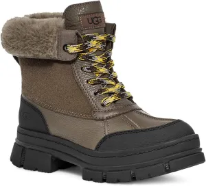 UGG Women's Ashton Addie Snow Boot