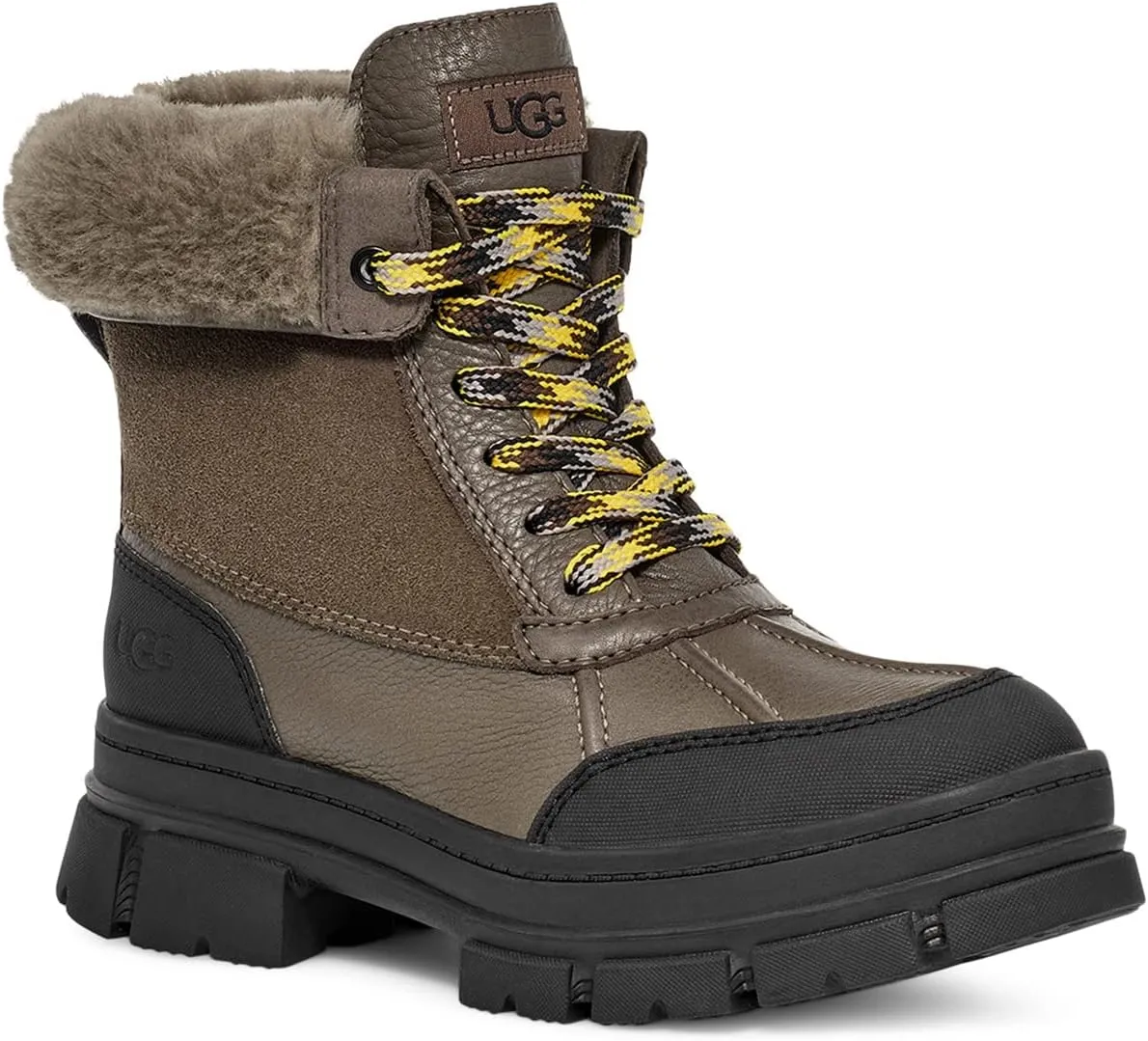 UGG Women's Ashton Addie Snow Boot