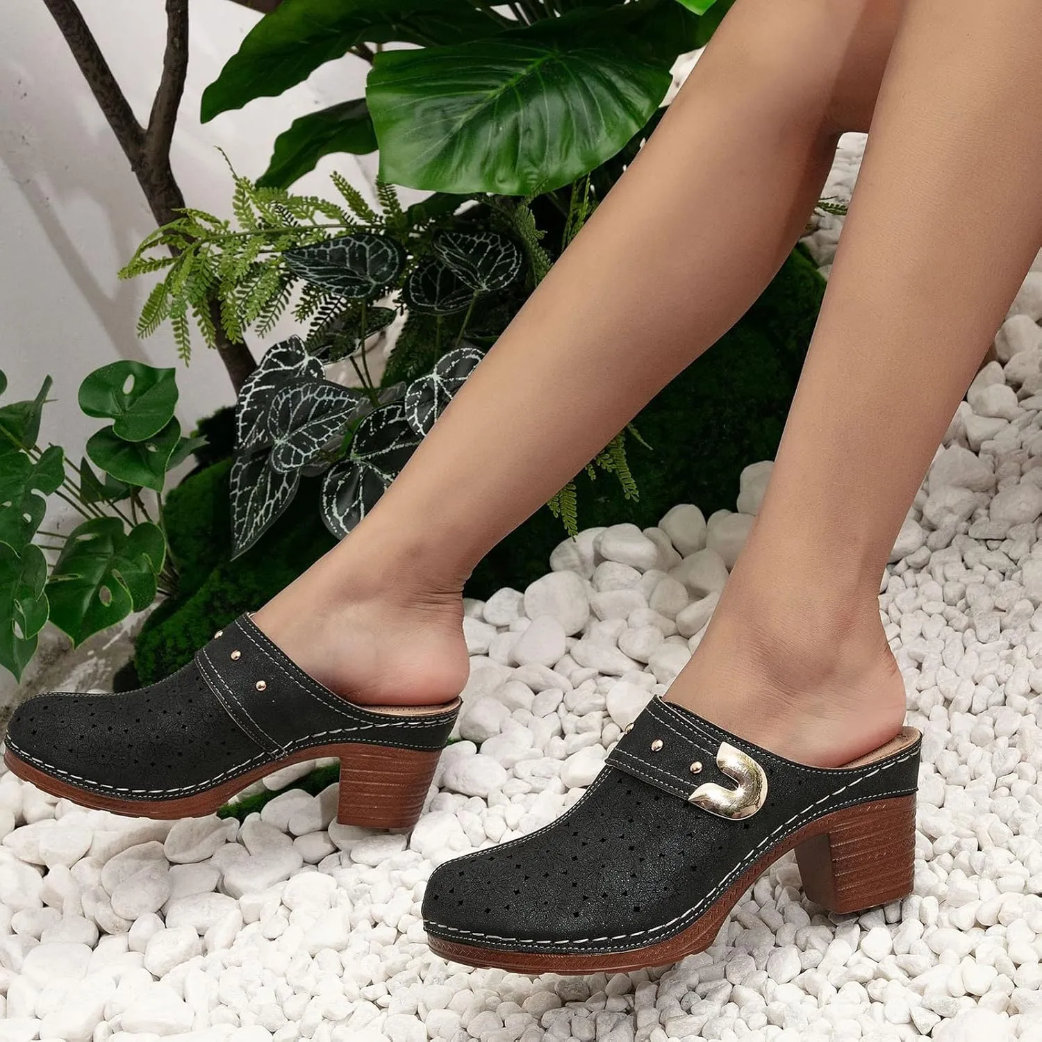 Women's Fashion Casual High Heel Thick Antique Embroidered Hollow Sandals Womens Support Slippers
